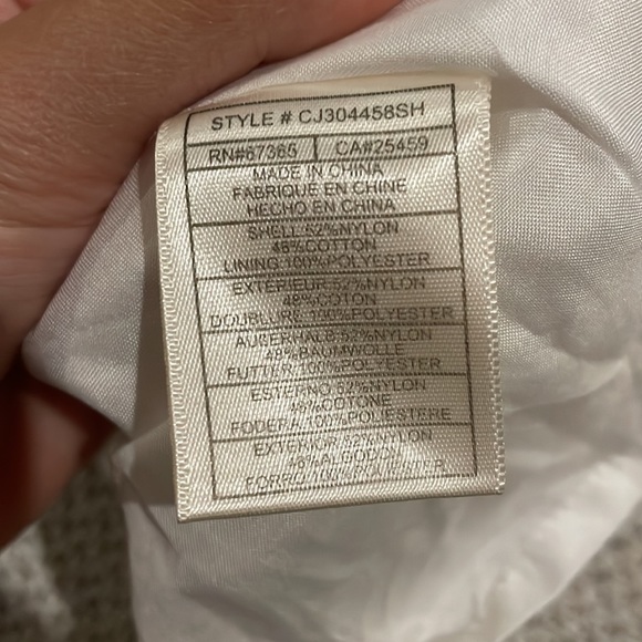 Cupcakes and cashmere lace blouse - Picture 4 of 4